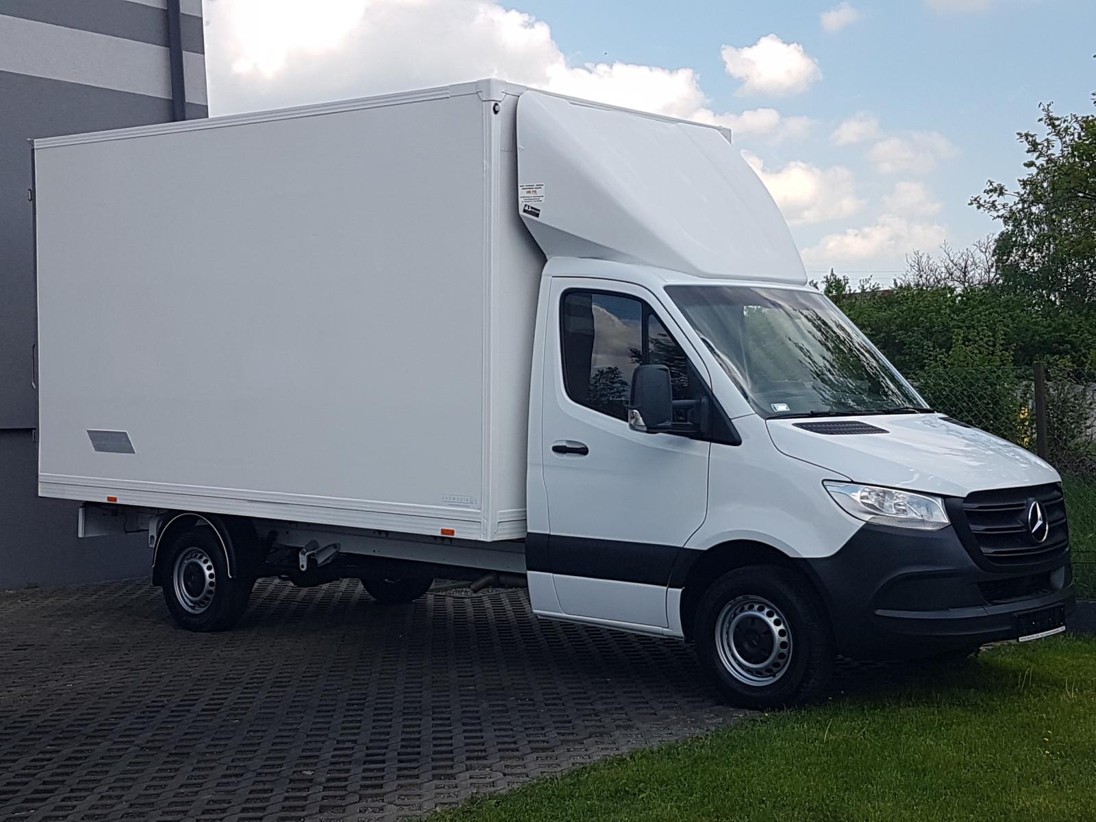 Mercedes-Benz SPRINTER  8EP KONTENER  4,22x2,16x2,31 BOX AC