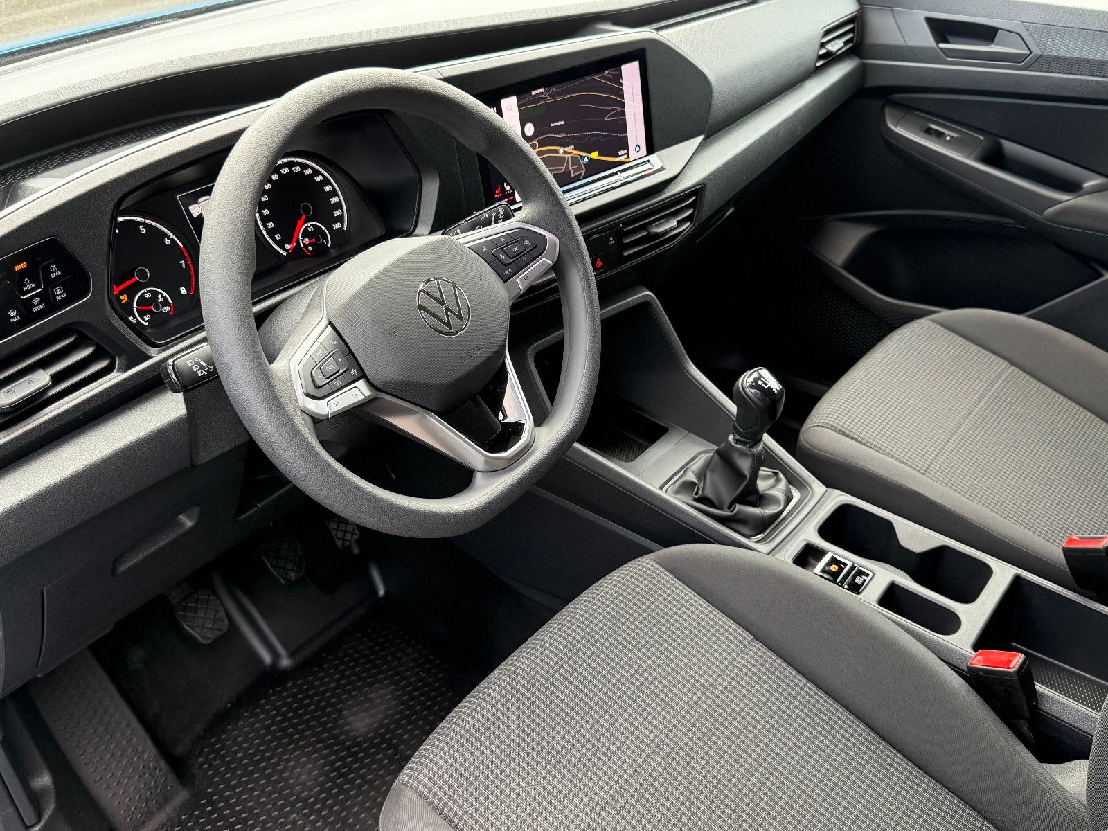 Fahrzeugabbildung Volkswagen Caddy Maxi 7-Sitzer DAB GRA Navi Kamera SHZ PDC