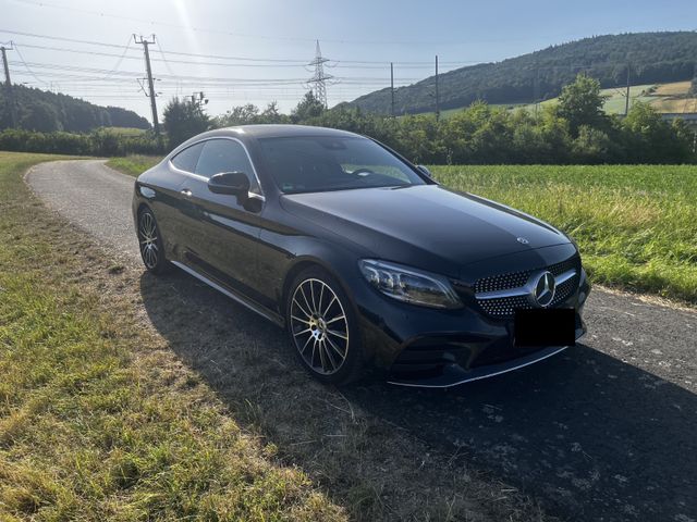 MERCEDES-BENZ C 300 d 4MATIC Coupé AMG-Line
