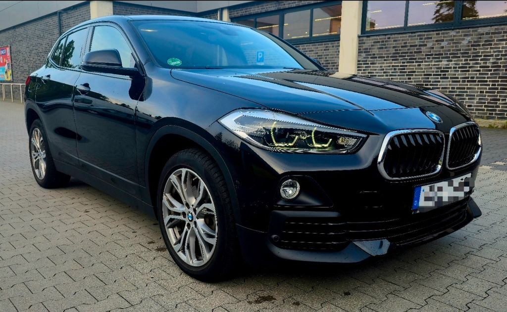 Image of BMW X2