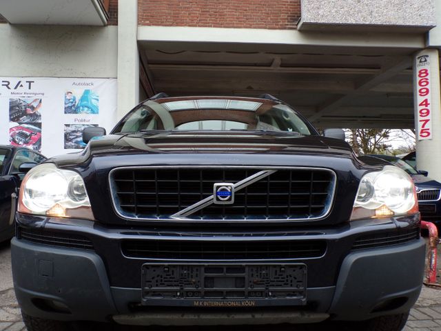 Volvo XC90 D5 Momentum Navi Leder Klimaaut.Xenon PDC