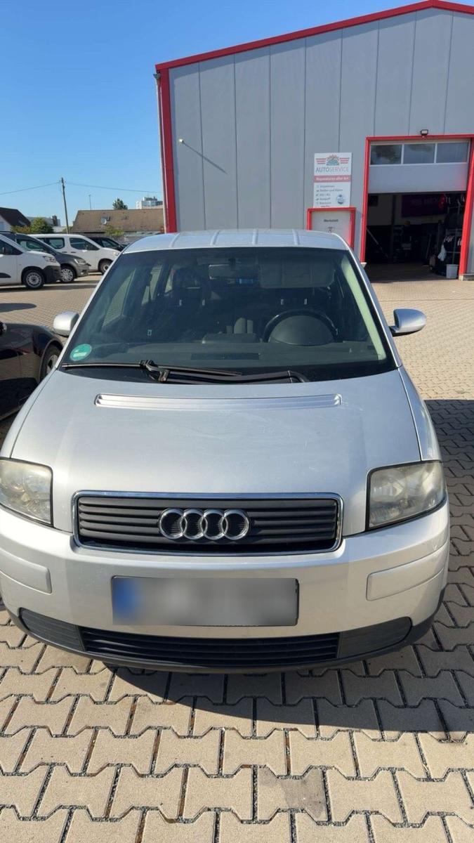 Audi A2