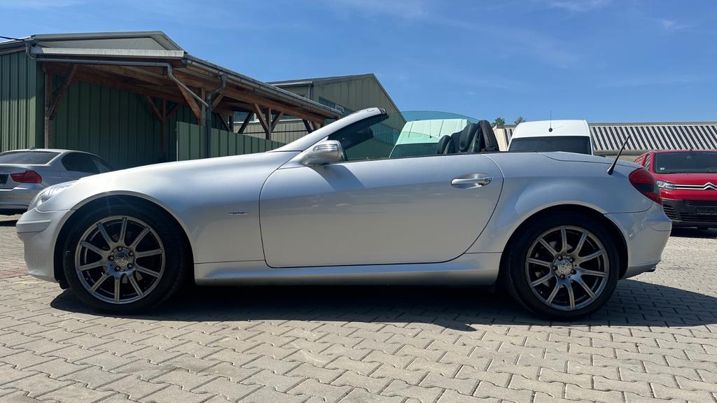 Mercedes-Benz SLK 200