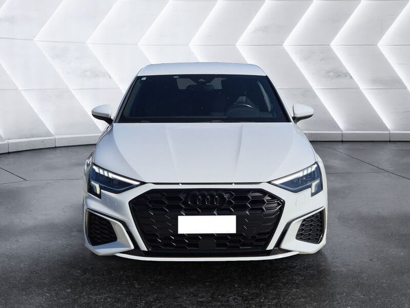 Audi A3 Sportback 45 1.4 tfsi e S line edition s imagem 2