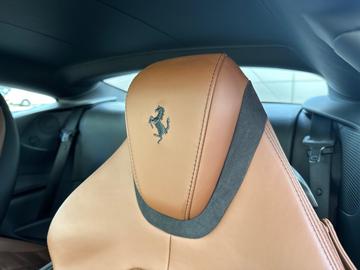 صورة مصغرة 17 لـ 2021 Ferrari ROMA