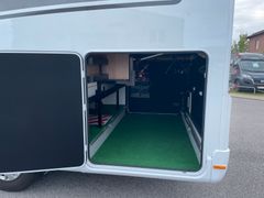 Dethleffs Grand Alpa 7820-2 *Hecksitzgruppe**Längsbetten*