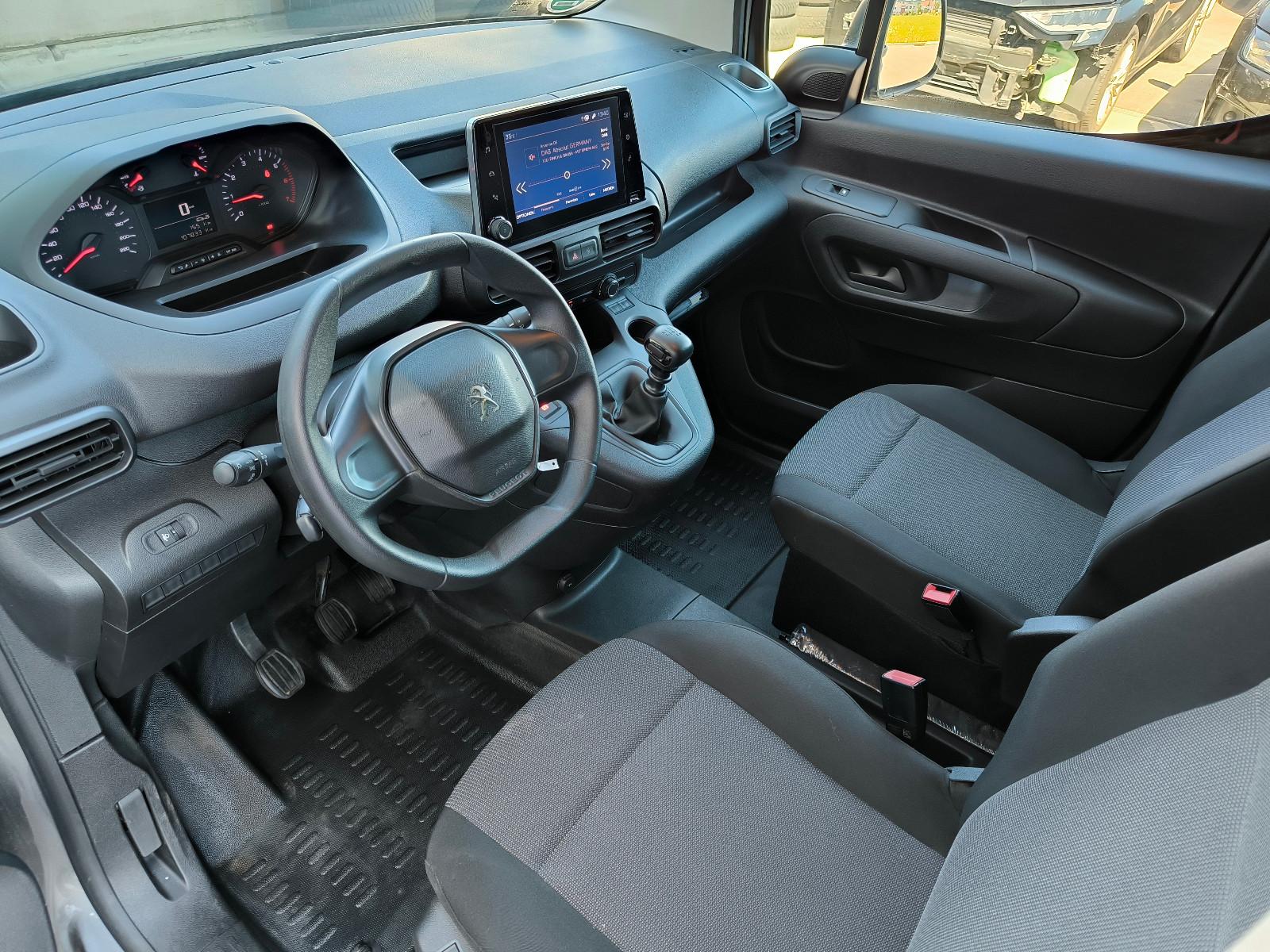 Peugeot Partner Premium L2 1.5 HDI*Navi*SHZG*PDC*Tempo