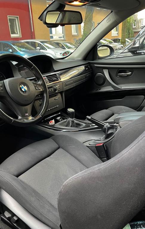 BMW 325
