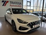 Hyundai i30 Kombi 1.5 T-GDI 48V-Hybrid DCT Trend NAV CAM