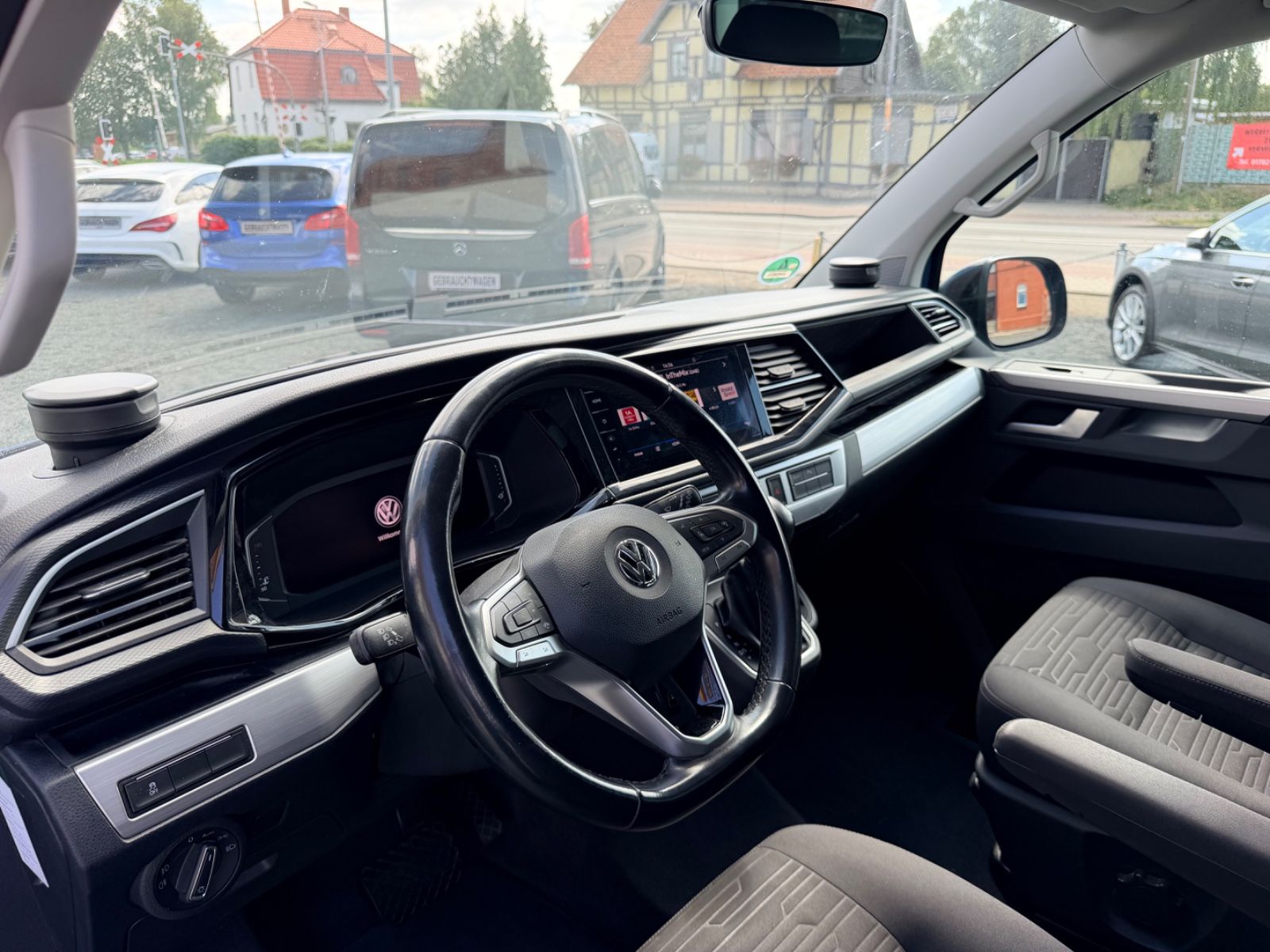 Volkswagen T6.1 Multivan Edition LED Navi Kamera Standheiz foto 12