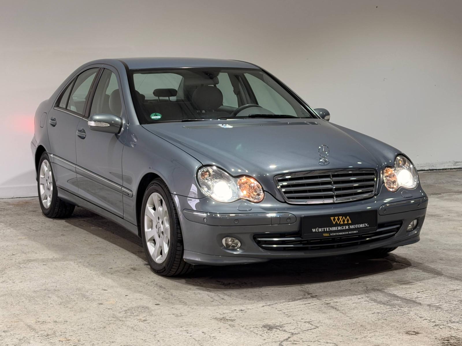 Mercedes-Benz C 220 CDI*AUTO*STHZG*Bi-XENON*COMAND*PDC*