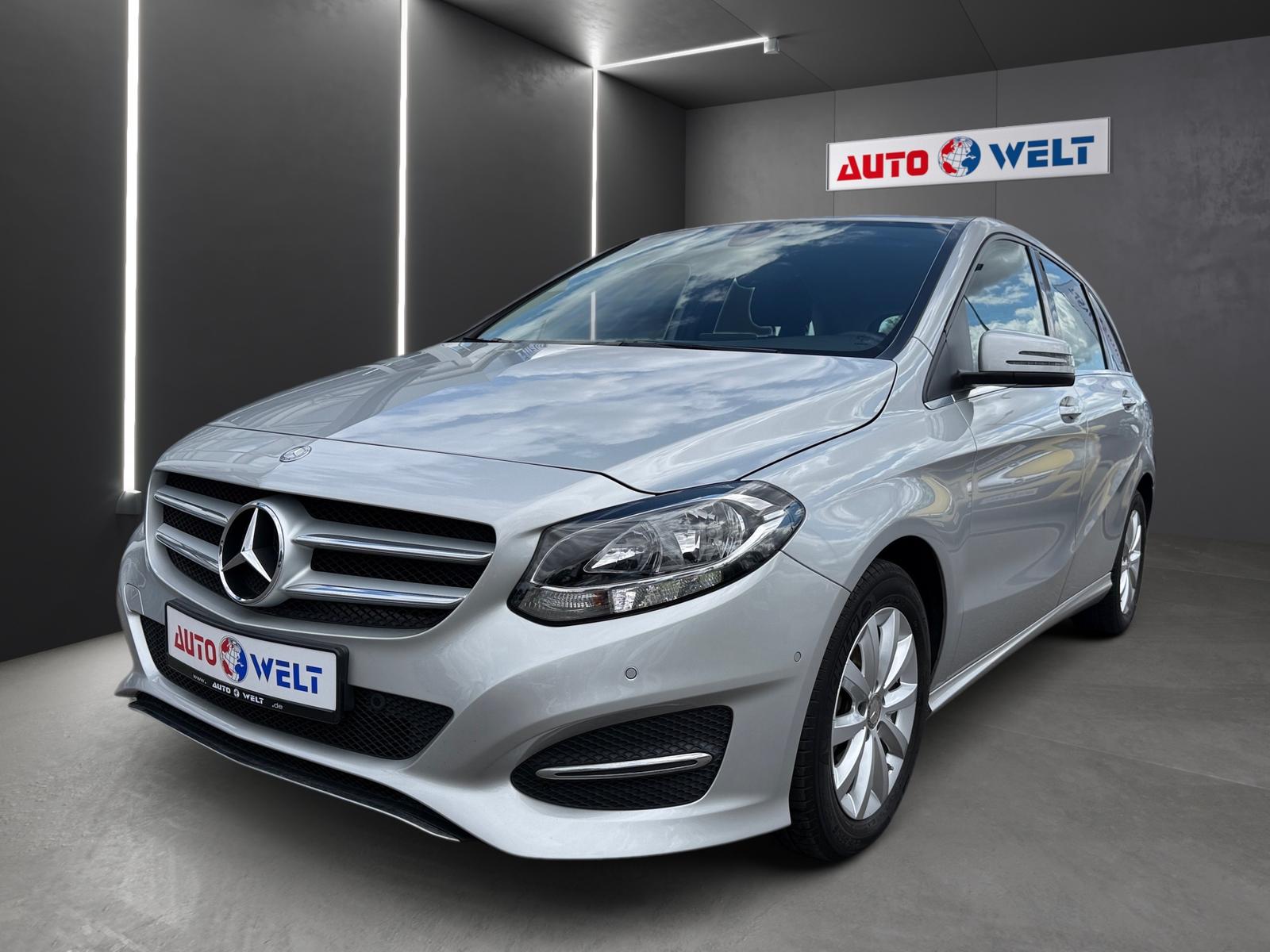 Mercedes-Benz B180 Style Navi Kamera PDC Klima