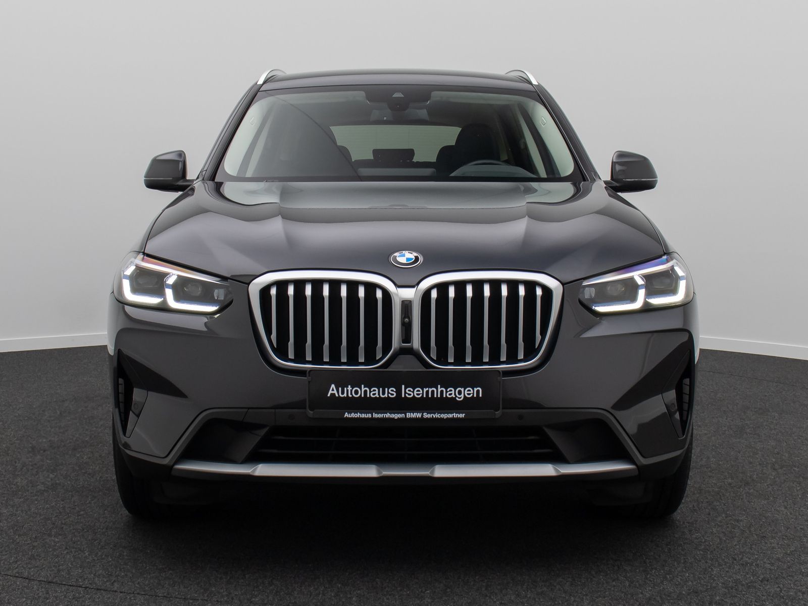 Fahrzeugabbildung BMW X3 xD30d Laser 360&deg; HUD DAB DisplKey Standhzng