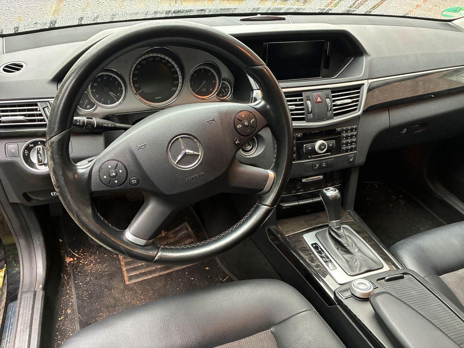 Mercedes-Benz E250 2010 — photo 5