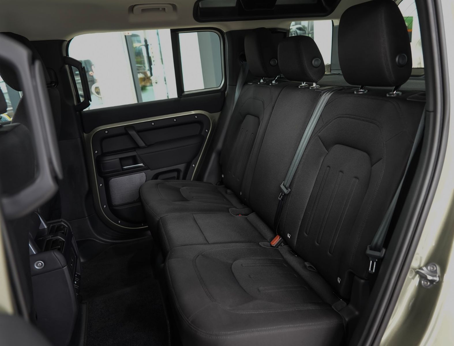 Land Rover Defender 110 SE*EXTERIEUR-PAK*LUFTFED.*LED*360°K foto 11