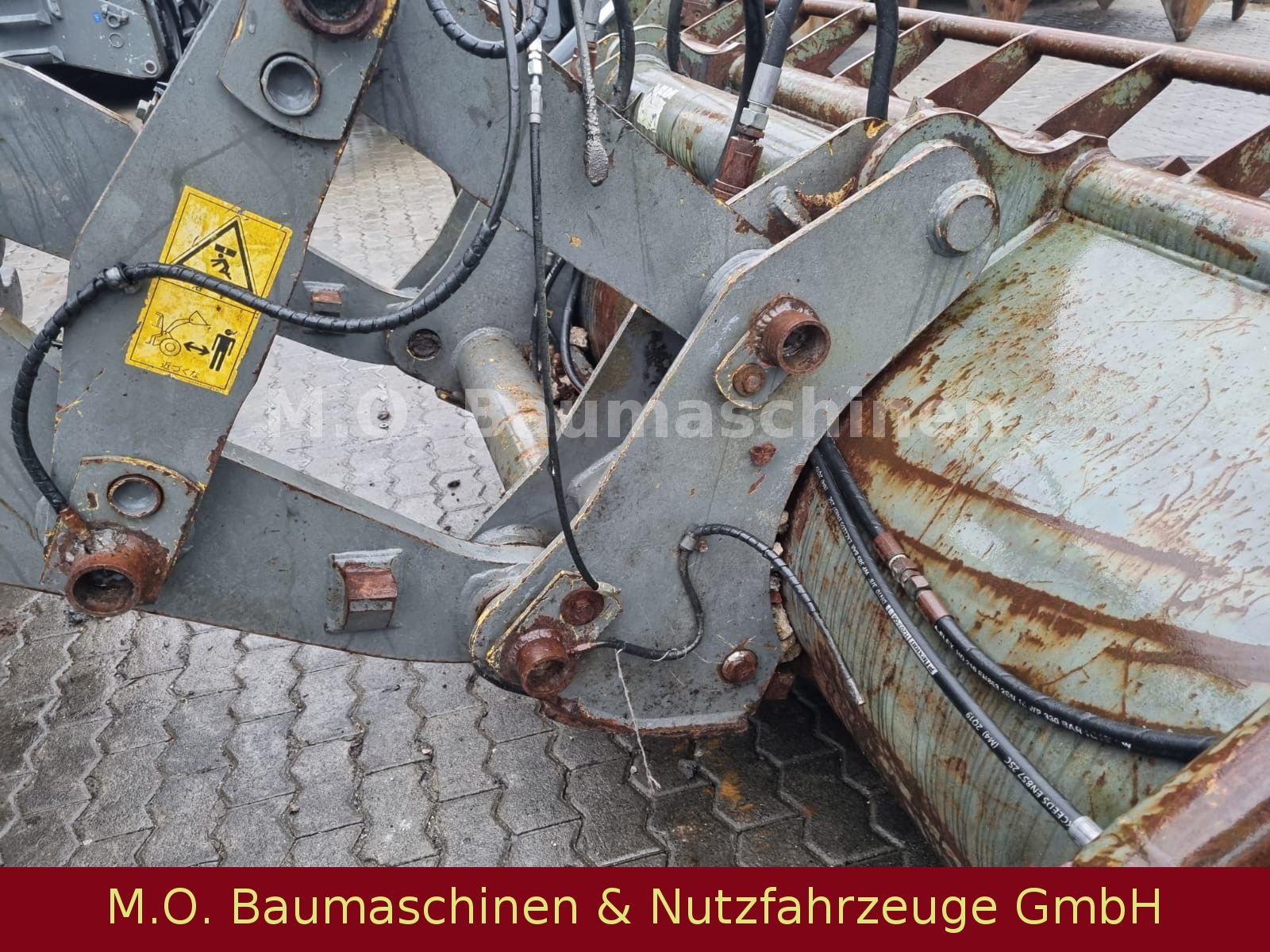 Fahrzeugabbildung Komatsu WA 180 PT-3 / AC / ZSA / Greiferschaufel /