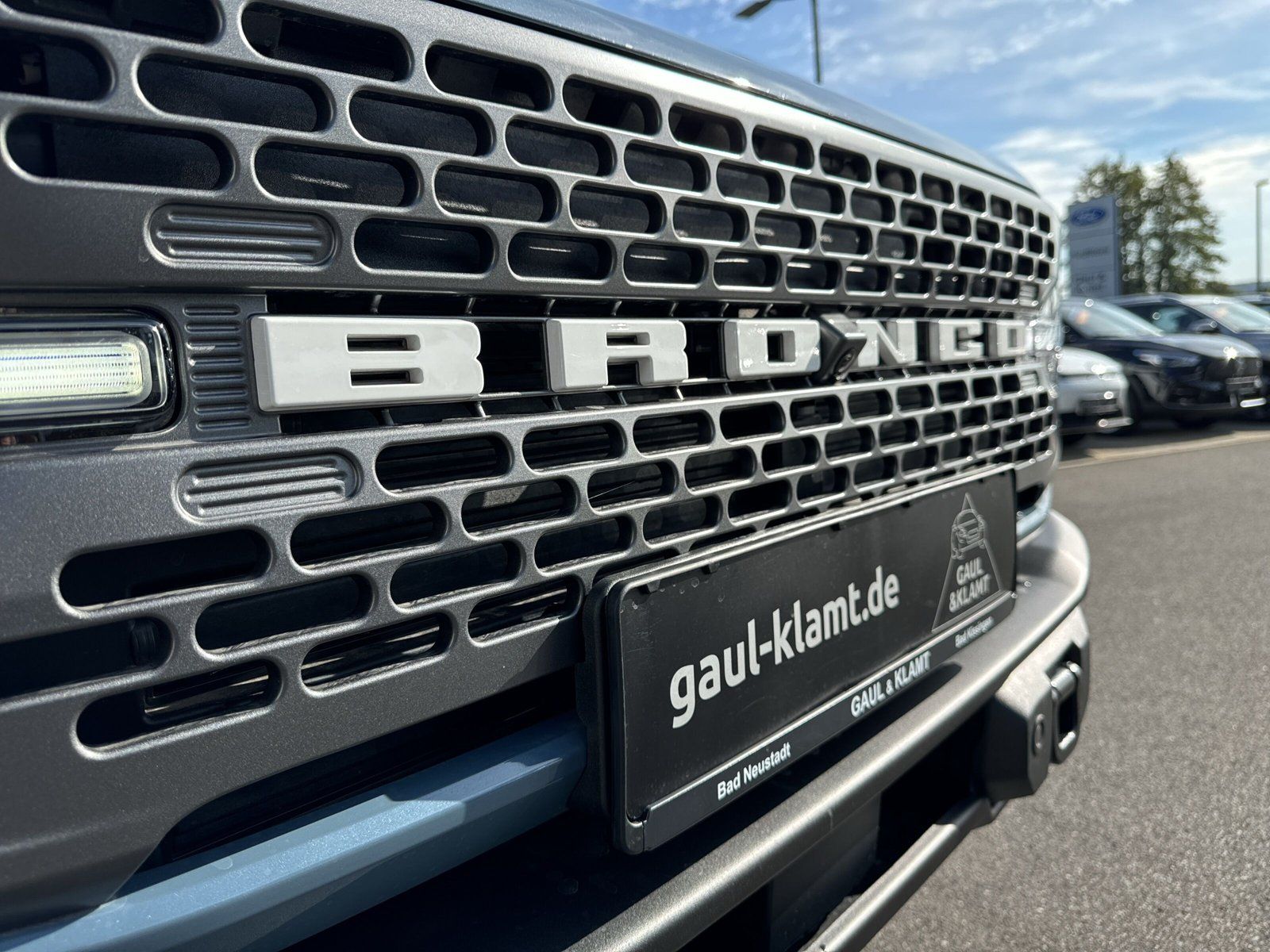 Fahrzeugabbildung Ford Bronco Badlands e-4WD #360-Grad-Kamera