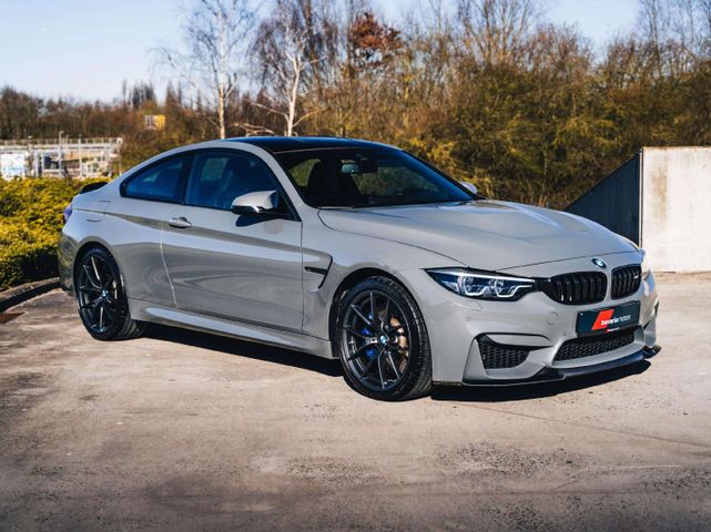 BMW M4 CS F82 / Limestone Grey / Head-Up / Camera