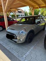 MINI Cooper S Coupé - MINI Coupe Serie mit Schiebedach