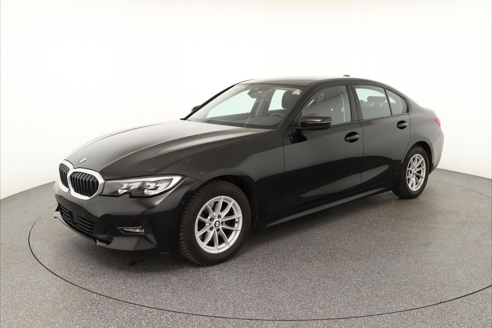 BMW 320i Aut. Lim./Advantage/KAMERA/ACC/CarPlay/SHZ/