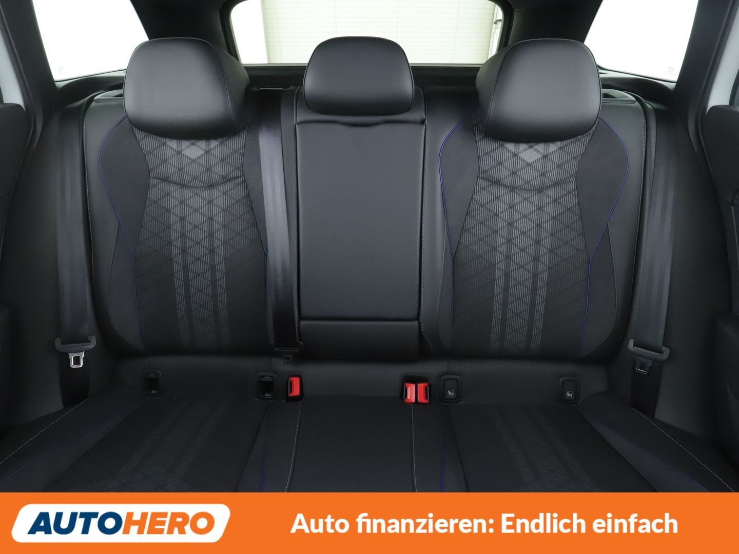 Volkswagen Passat 2.0 TDI R-Line 4Motion Aut. MATRIX ACC foto 16