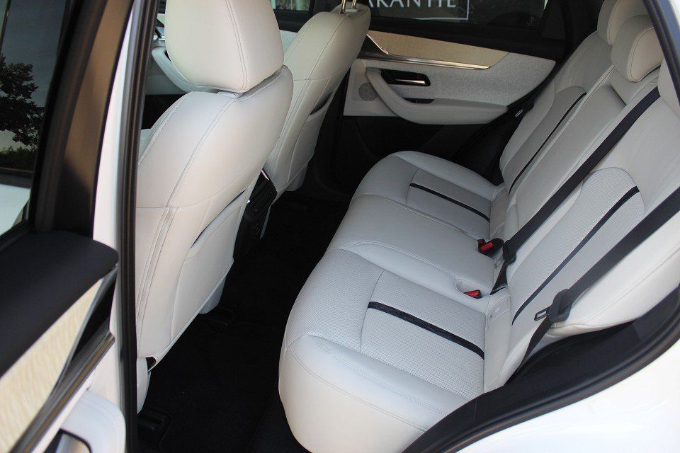 Fahrzeugabbildung Mazda CX-60 PHEV 2025 Takumi Plus AWD AT LEDER NAVI AC