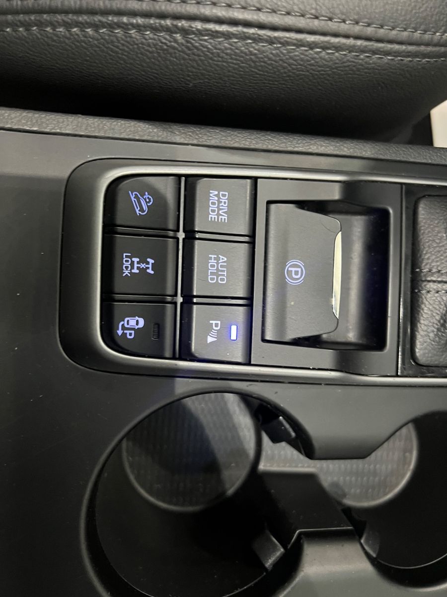 Fahrzeugabbildung Hyundai Tucson Premium 4WD *SITZBELÜFTUNG*4xSITZHEIZUNG*