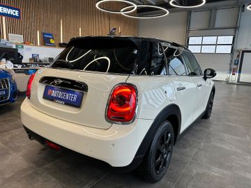 MYAUTOCENTER – Gebraucht- und Jahreswagen mit Werkstattservice in Pfaffenhofen MINI Mini 5-trg. Cooper D *Navi*Pano*