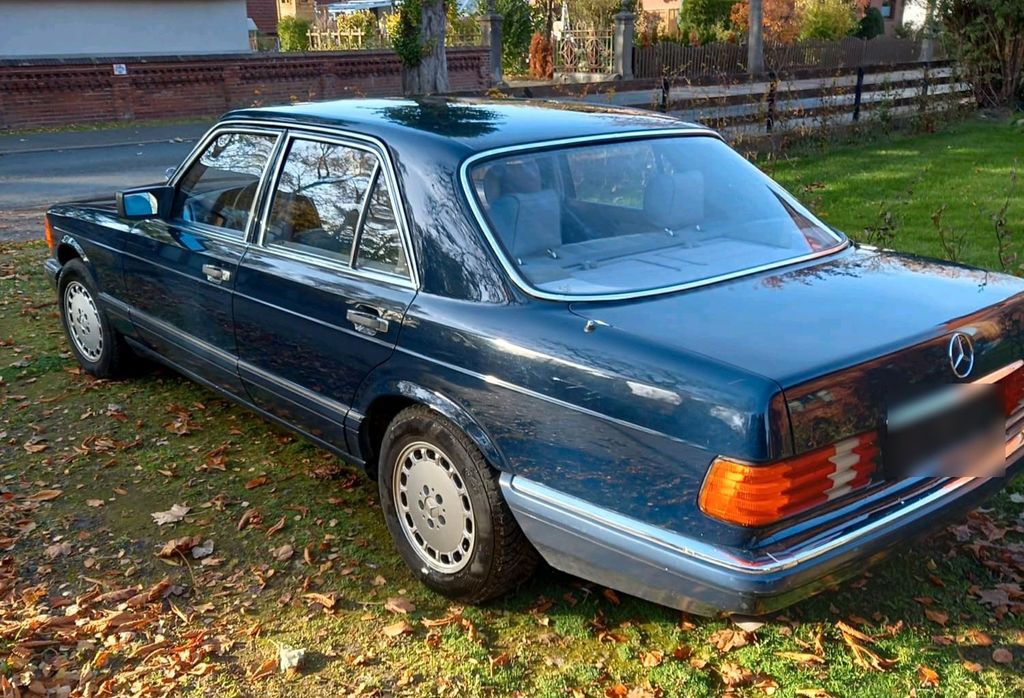 Image of Mercedes-Benz S 300