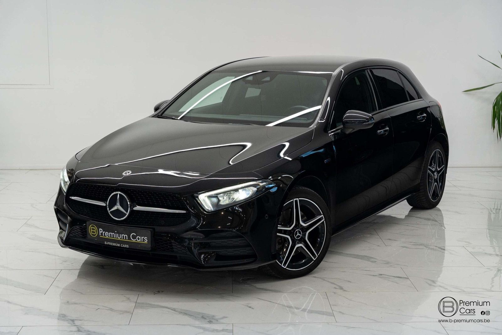 Mercedes-Benz A 250 e AMG line! Camera, Ambient, Cruise, garan imagem 2