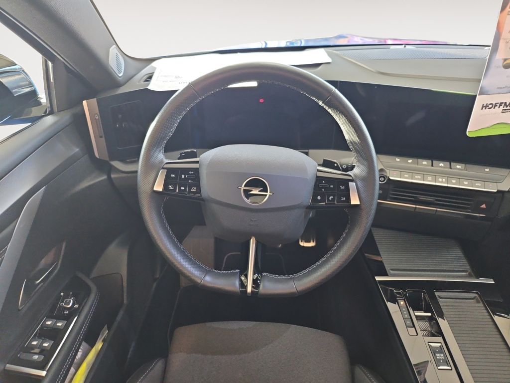 Fahrzeugabbildung Opel Astra Sports Tourer 1.2 Turbo Automatik GS