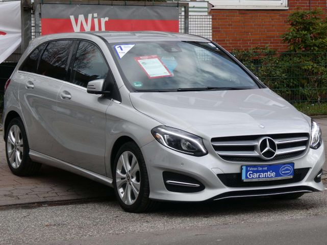 MERCEDES-BENZ B 180 7G-DCT Urban Style Edition 1.Hand