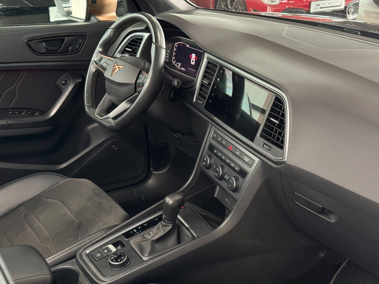 Fahrzeugabbildung CUPRA Ateca 2.0 TSI 4Drive  "CarGarantie bis 07/2029"