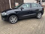 Audi Q3 2.0 TDI,Standheizung,PDC,8fach,12M.Garantie - Audi Q3 F3 Gebrauchtwagen