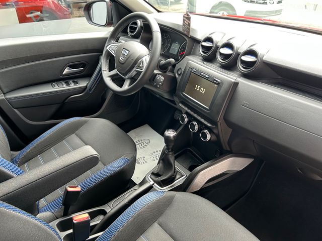 Fahrzeugabbildung Dacia Duster II Celebration+CarPlay+Navi+AllwLM+Kamera