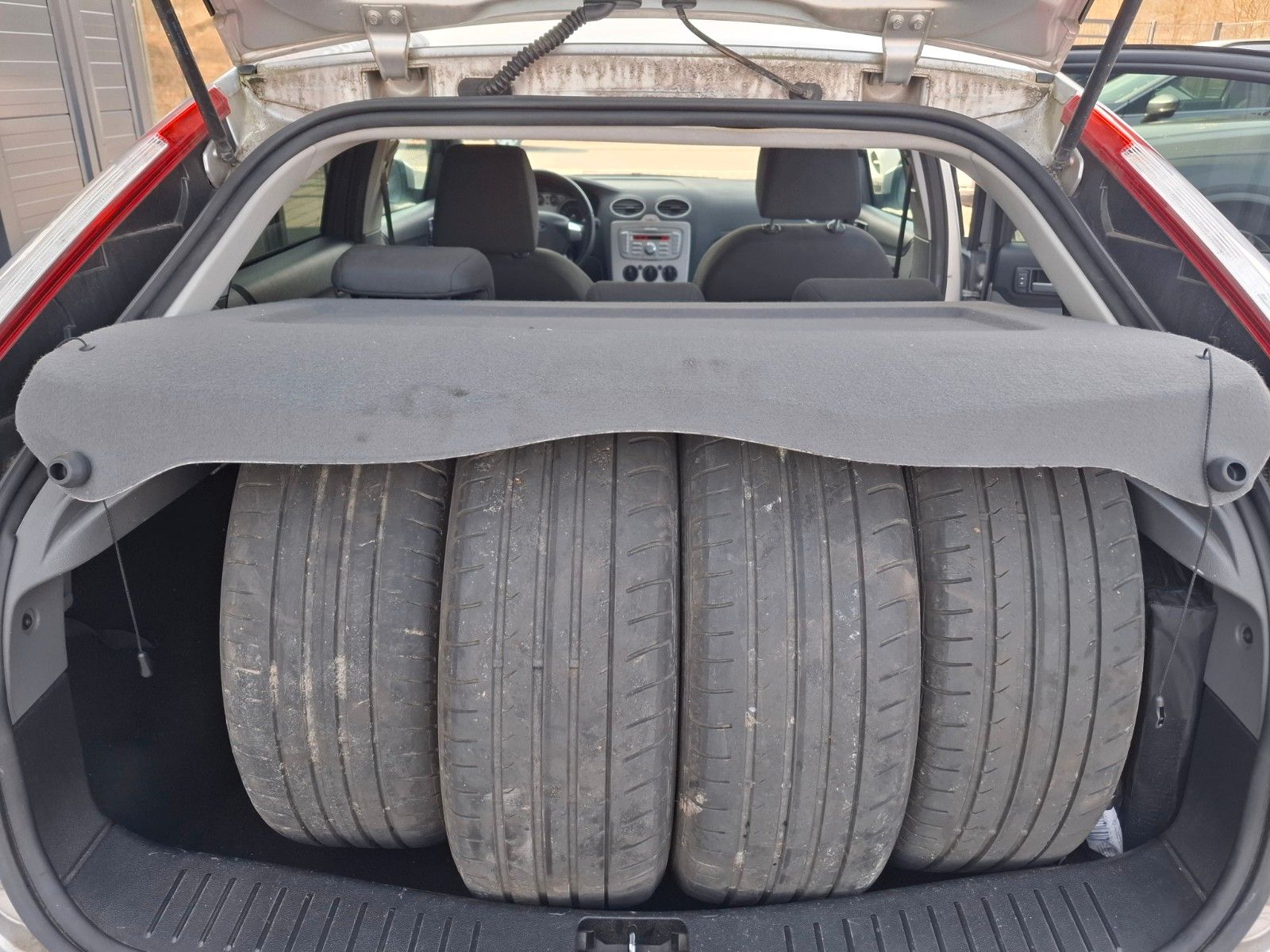 Fahrzeugabbildung Ford Focus Lim. Style