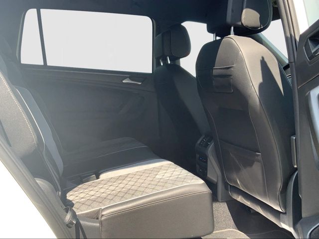 Tiguan All 2.0 TSI R-Line 4M,AHK,Sthz,7Sitzer
