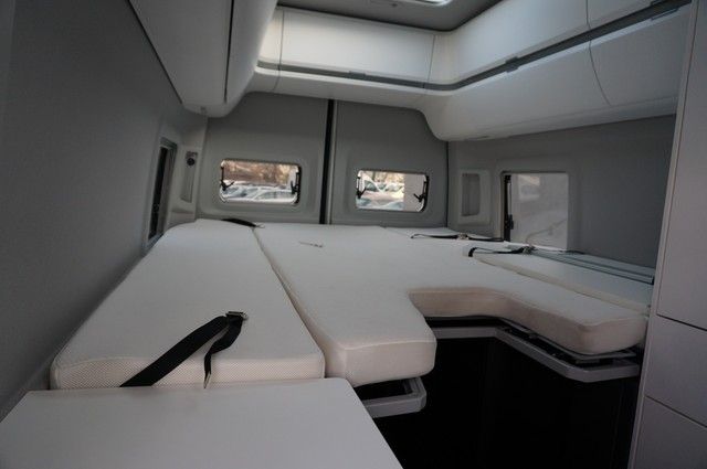 Fahrzeugabbildung Volkswagen Crafter Grand California 680 DSG 4M Standhzg. LE