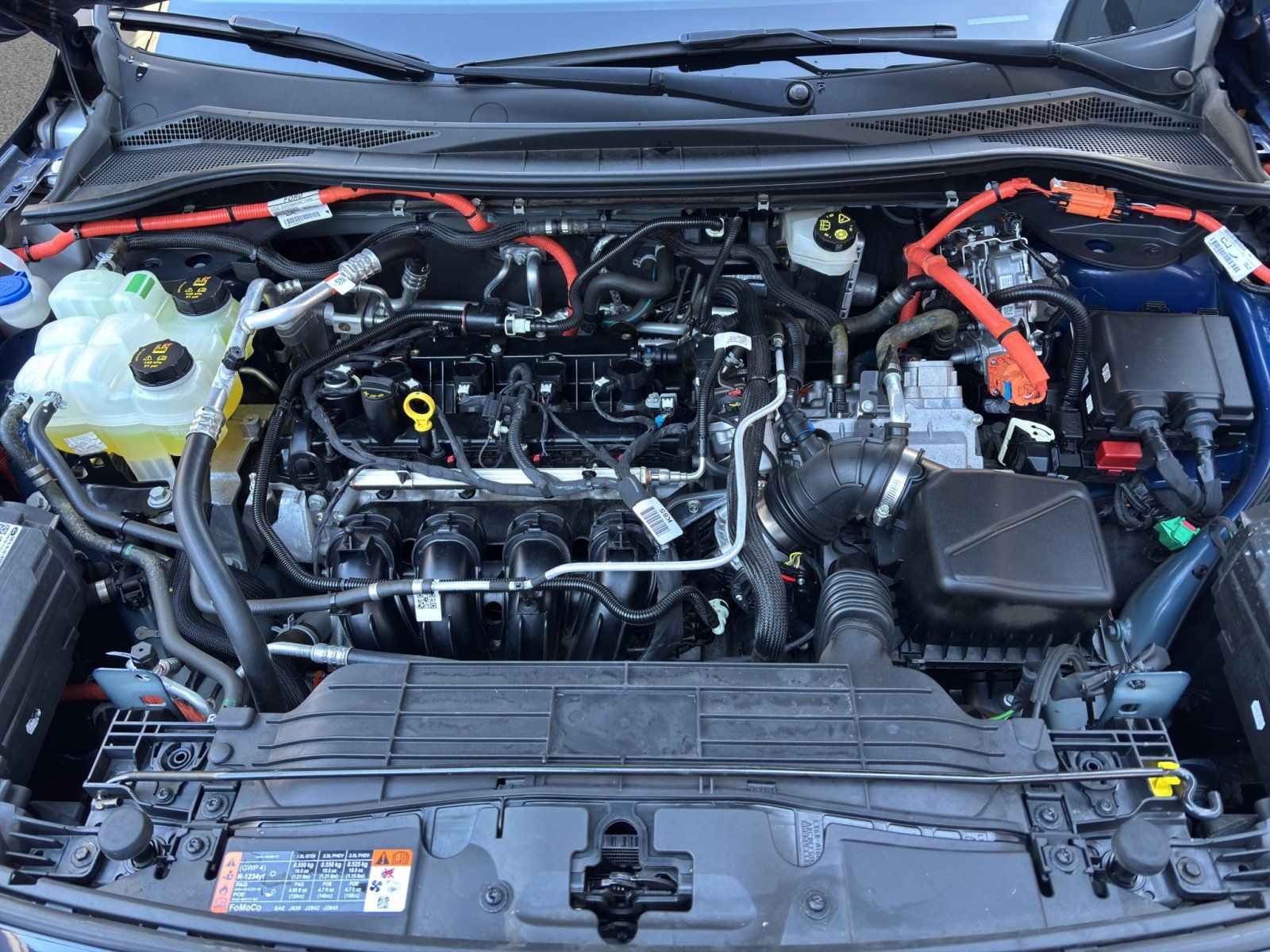 Fahrzeugabbildung Ford Kuga 2.5 PHEV Plug-In Hybrid Titanium