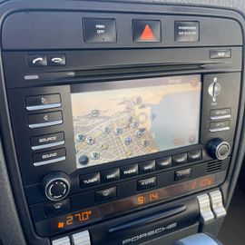 Porsche Cayenne - 10