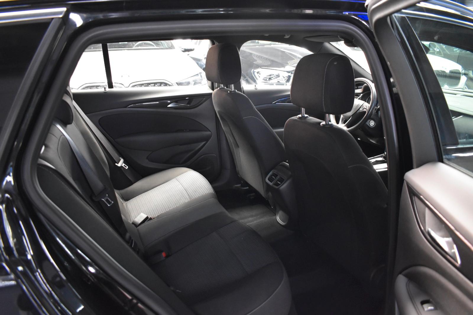 Opel Insignia B Sports Tourer Elegance*LED*NAVI*SHZ*
