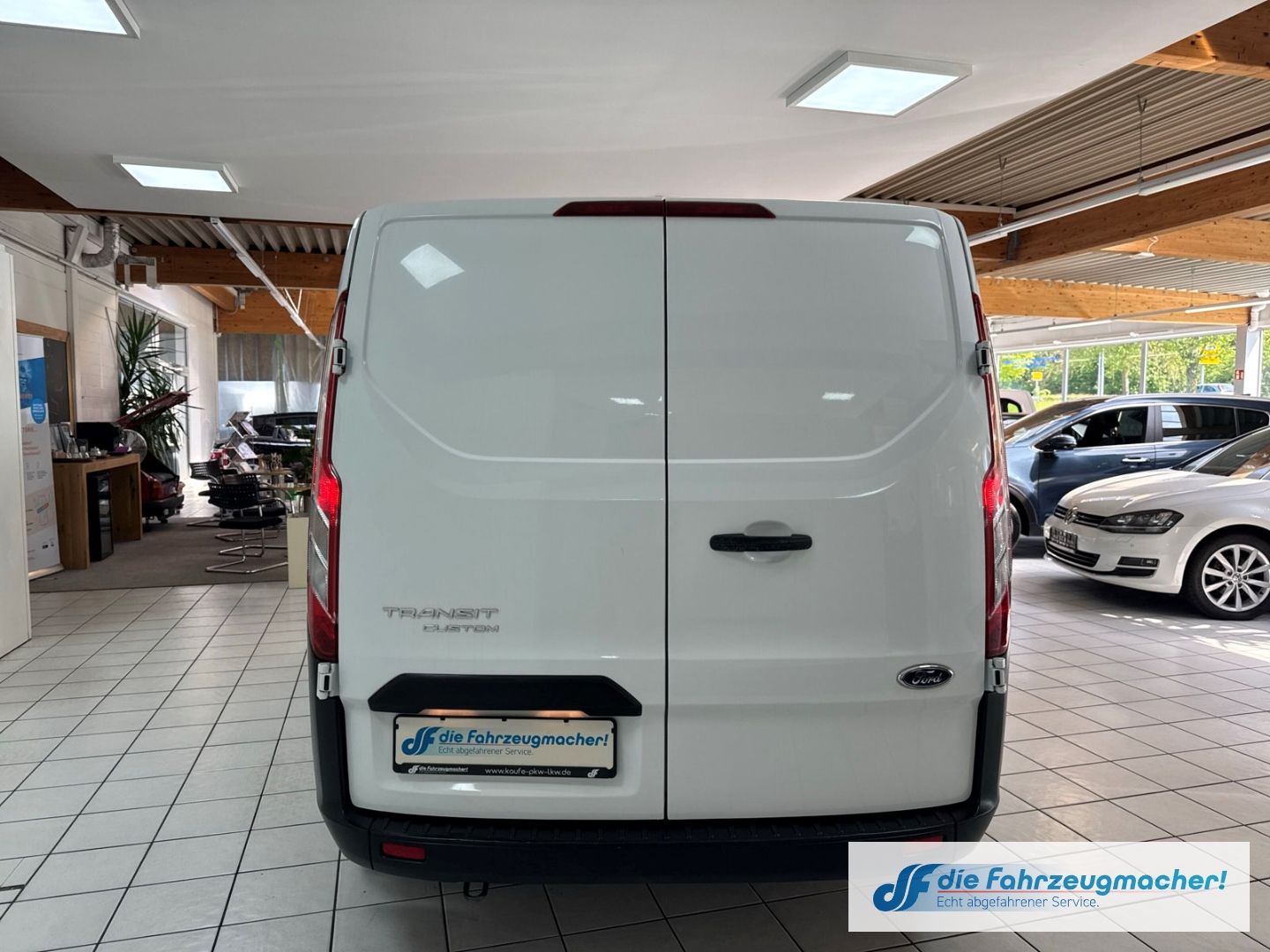 Fahrzeugabbildung Ford Transit Custom Kasten 280 L1 DAB SHZ Notbremsass