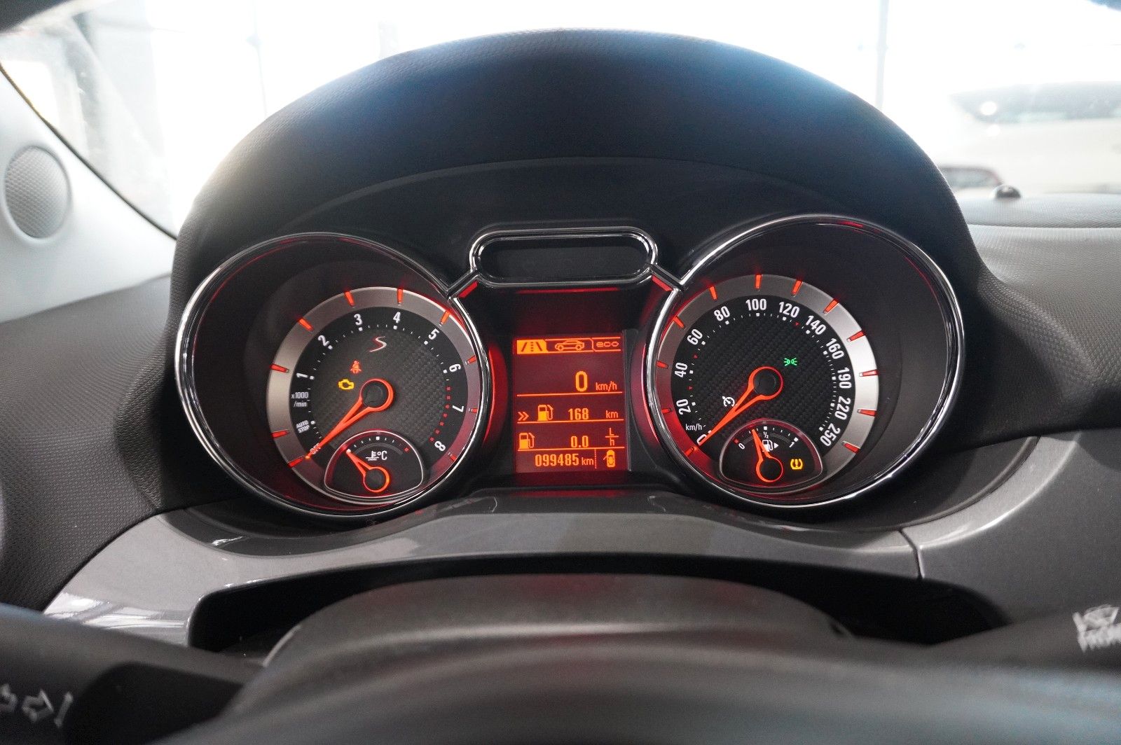 Fahrzeugabbildung Opel Adam S 1.4T SPORT NAVI/LED/SHZ/TEMP./OPC/PDC/USB