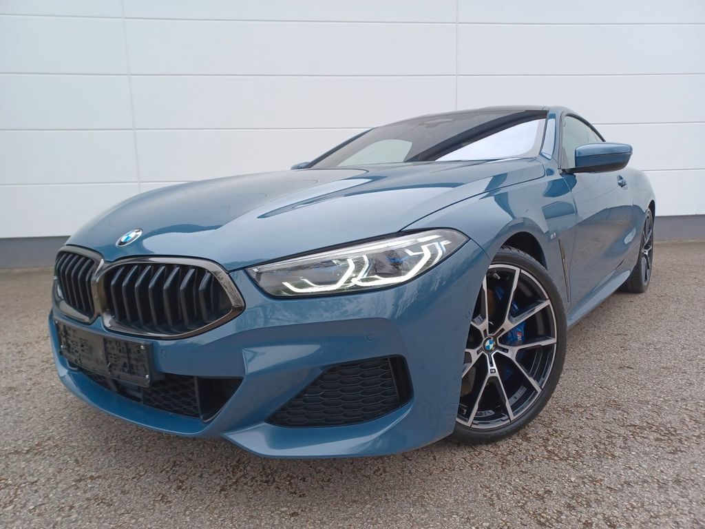 BMW 840
