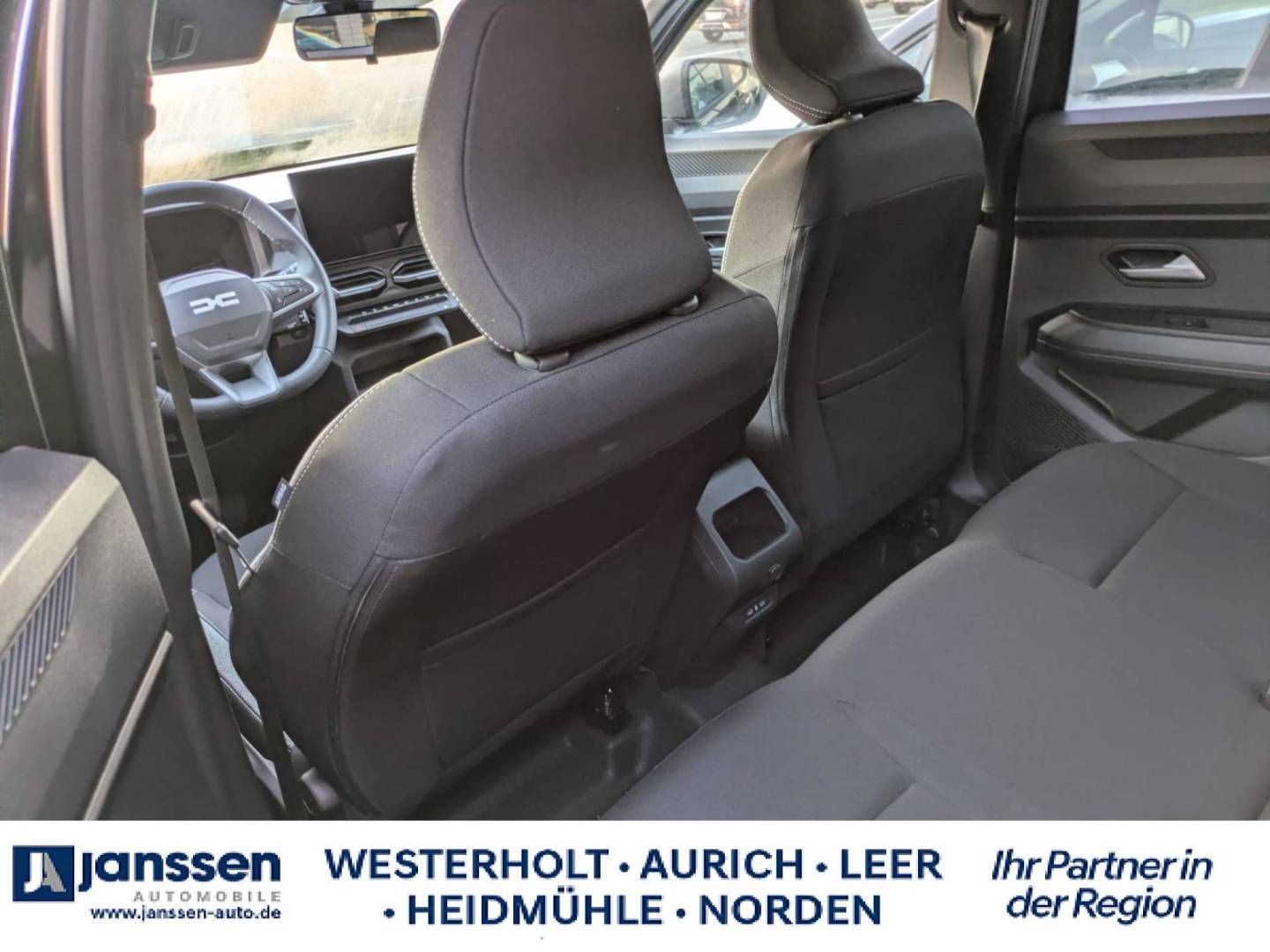 Fahrzeugabbildung Dacia Neuer Dacia Duster Journey mild hybrid 140