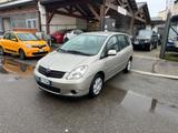 Toyota Corolla 1.4 16V 5 porte - Toyota Corolla mit Benzin-Antrieb: Limousine, 1.4