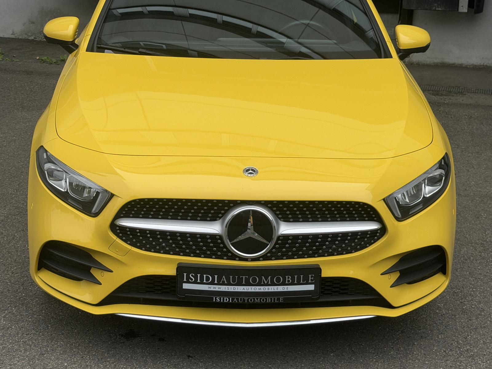 Mercedes-Benz A 250 e AMG LED MBUX Distronic Pano Kamera-360°