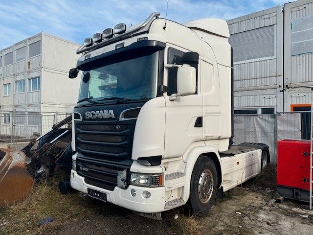 Scania R490