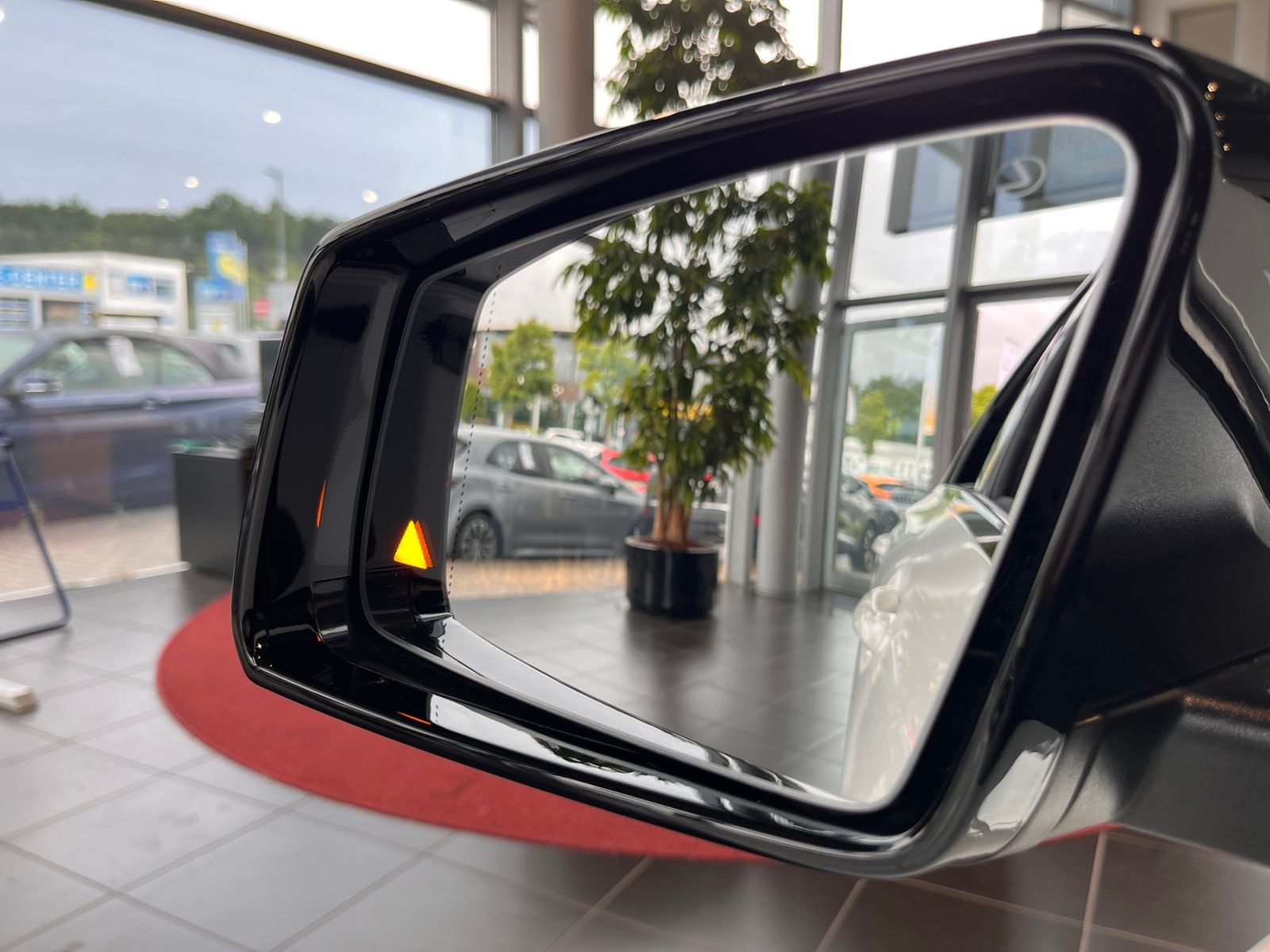 Fahrzeugabbildung Mercedes-Benz CLA 200 AMG Night PANO H/K LED