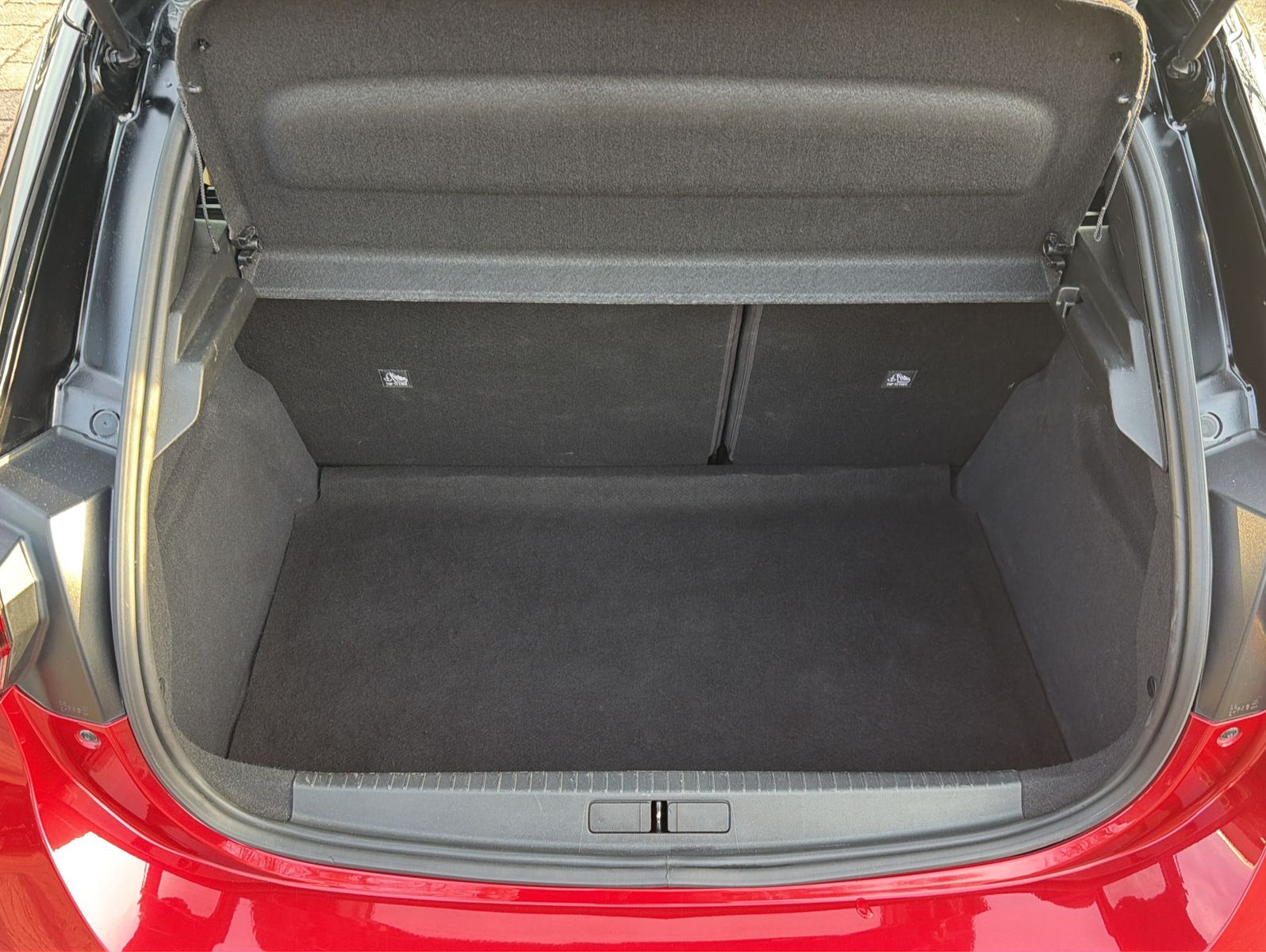 Fahrzeugabbildung Opel Corsa GS 101 PS